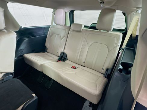 Used 2024 Ford Expedition Max Limited image 29