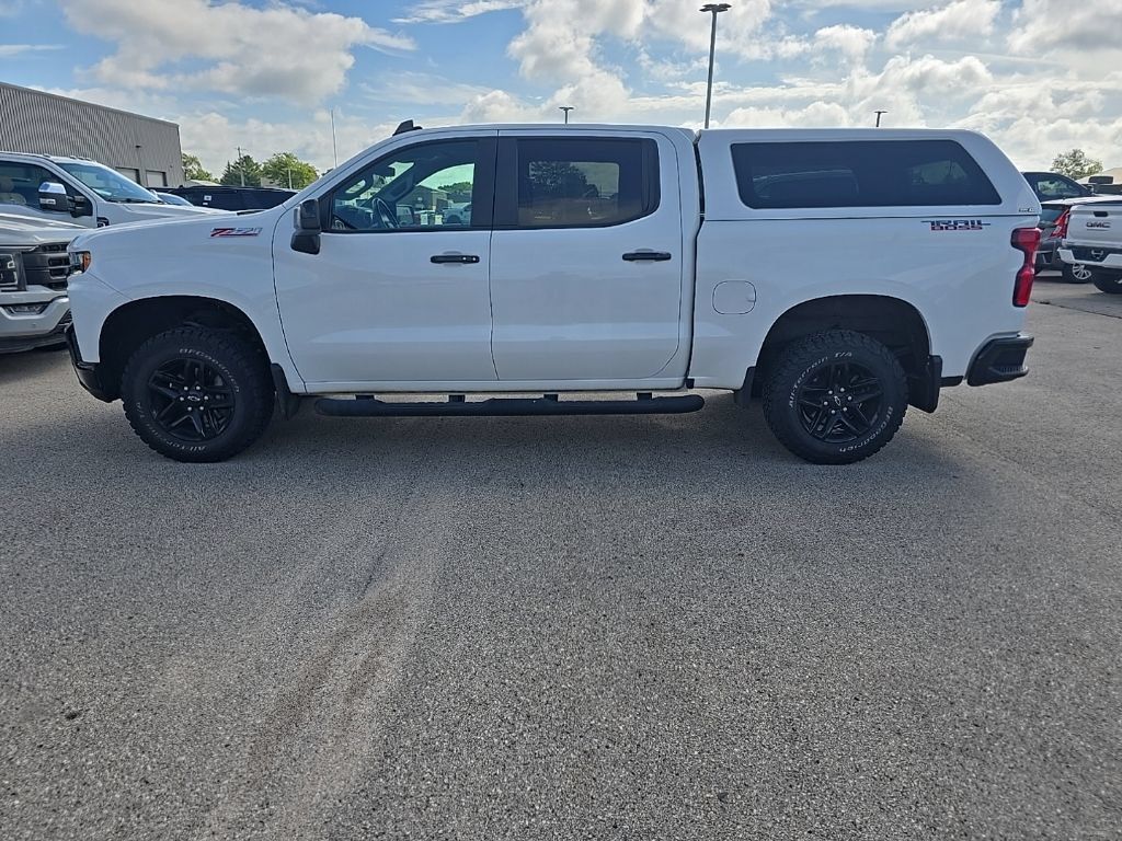 Used 2021 Chevrolet Silverado 1500 LT Trail Boss AWD/4WD image 3
