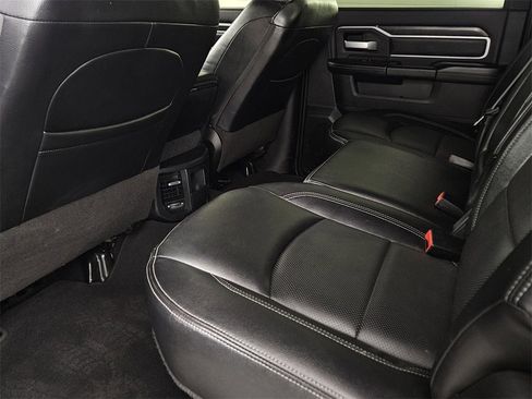 Used 2022 RAM 2500 Big Horn w/ Night Edition image 27
