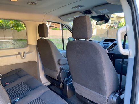 Used 2016 Ford Transit 350 XL image 32