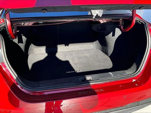 Used 2022 Nissan Sentra SR image 24