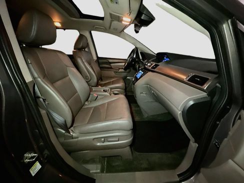 Used 2016 Honda Odyssey EX-L image 37