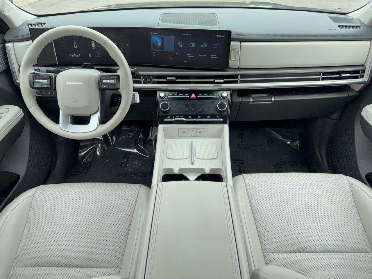 Used 2025 Hyundai Santa Fe SEL FWD image 17