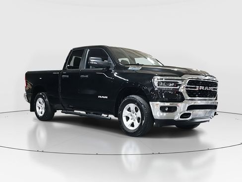 Used 2023 RAM 1500 Big Horn image 3