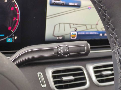 New 2025 Mercedes-Benz GLS 450 4MATIC image 34