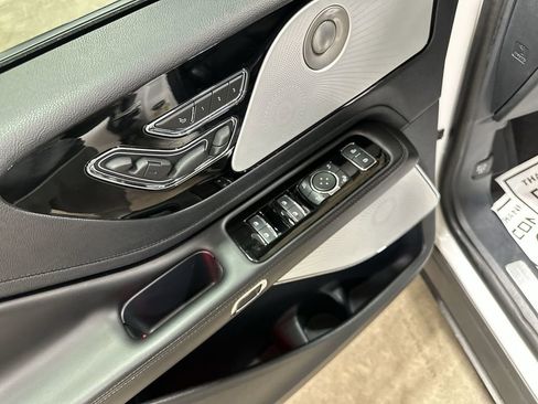 Used 2025 Lincoln Aviator Reserve w/ Luxury Package RWD image 15