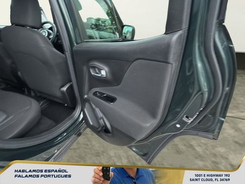 Used 2021 Jeep Renegade Sport FWD image 28