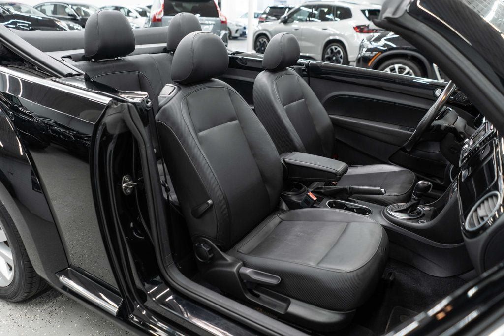 Used 2013 Volkswagen Beetle TDI FWD image 11