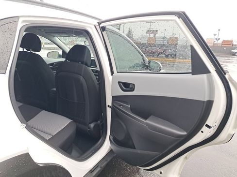 Used 2021 Hyundai Kona SEL image 14