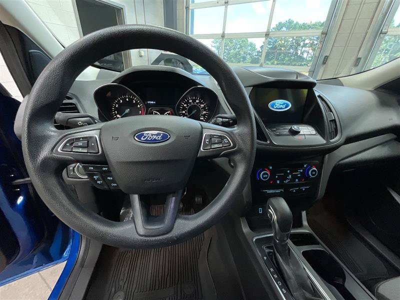 Used 2019 Ford Escape SE FWD image 14