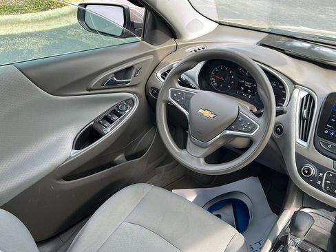 Used 2022 Chevrolet Malibu LT image 21