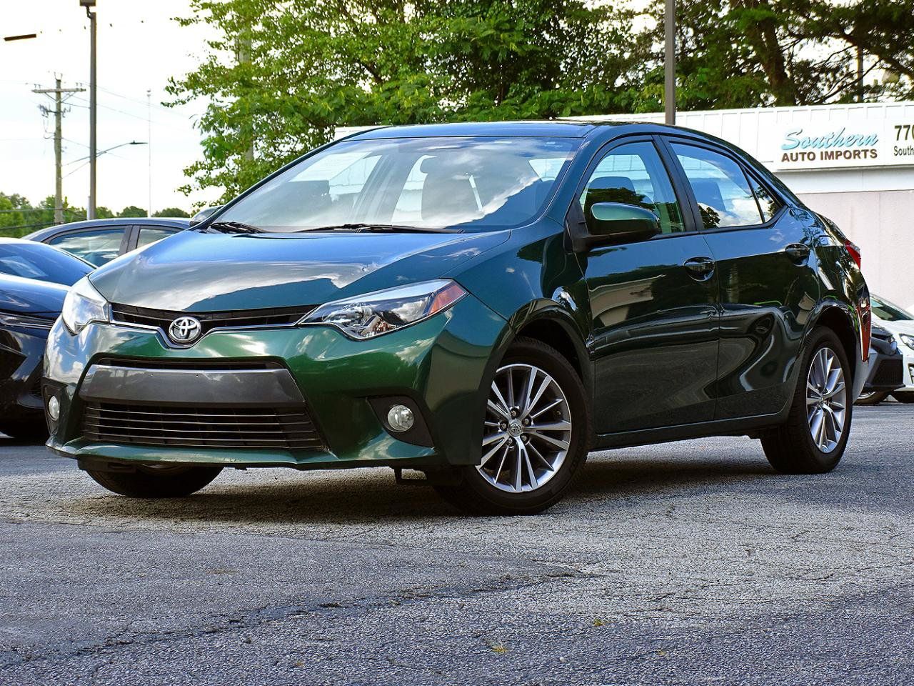Used 2015 Toyota Corolla LE Premium FWD image 5