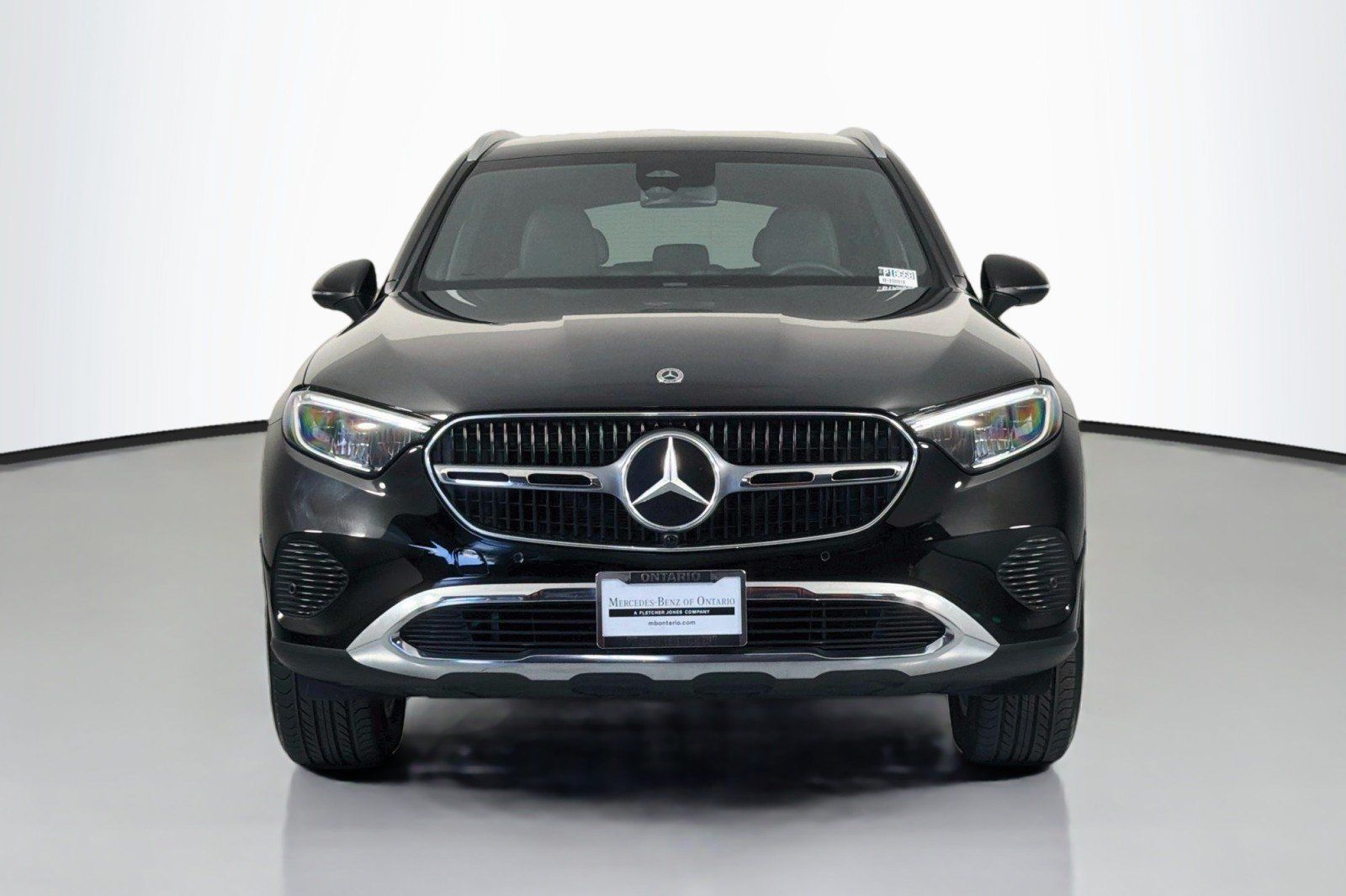 Used 2024 Mercedes-Benz GLC 300 4MATIC image 3