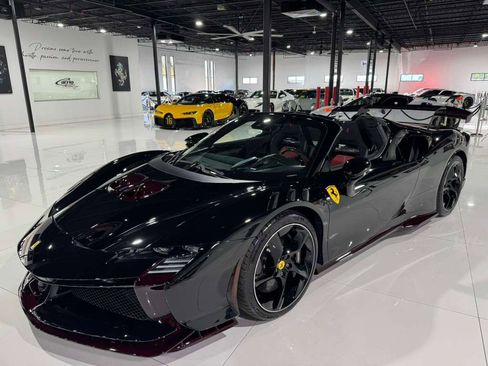 Used 2025 Ferrari SF90 Stradale XX image 3