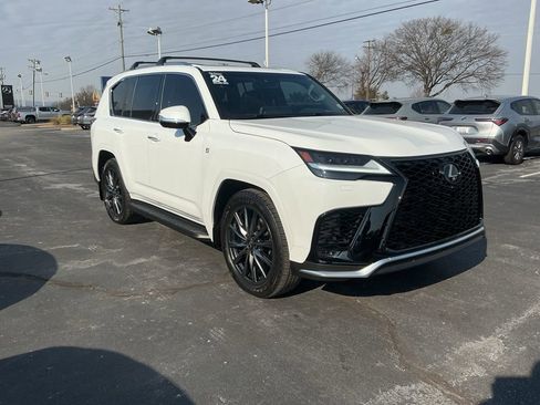 Used 2024 Lexus LX 600 F Sport image 6