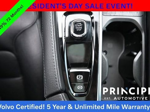 Certified 2022 Volvo XC90 T6 Momentum w/ Advanced Package image 20