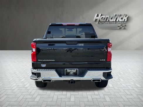 Used 2024 Chevrolet Silverado 1500 LTZ w/ LTZ Convenience Package II AWD/4WD image 9