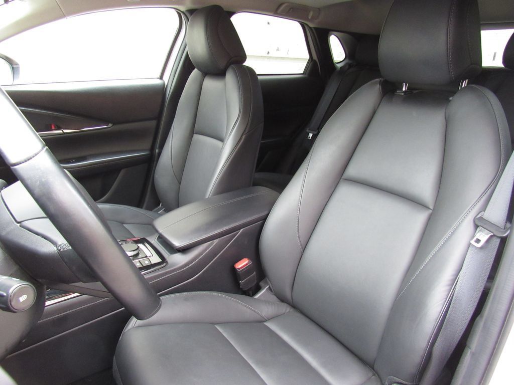 Used 2025 MAZDA CX-30 AWD 2.5 S w/ Preferred Package image 12