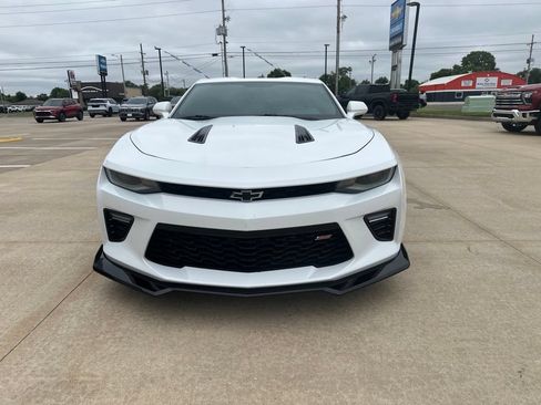 Used 2016 Chevrolet Camaro SS RWD image 23