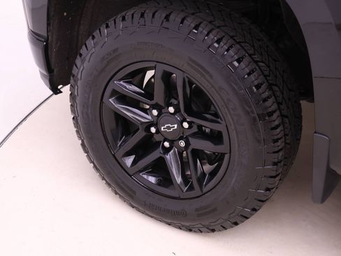 Used 2020 Chevrolet Silverado 1500 LT Trail Boss image 20