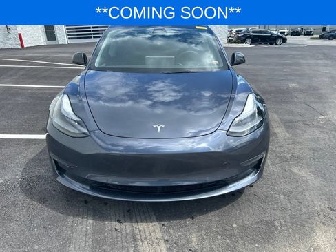 Used 2022 Tesla Model 3 Performance AWD/4WD image 2