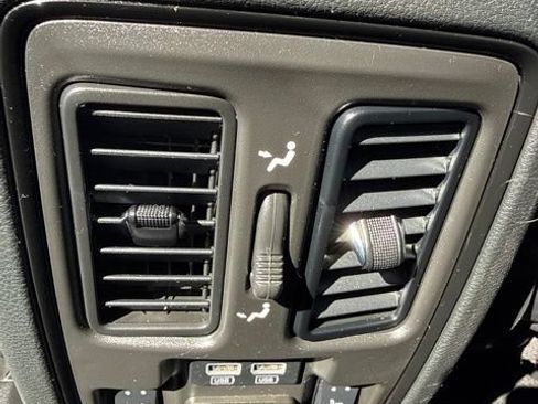 Used 2024 Dodge Durango GT AWD/4WD image 24