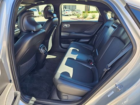 Used 2024 Hyundai Ioniq 6 SEL image 19