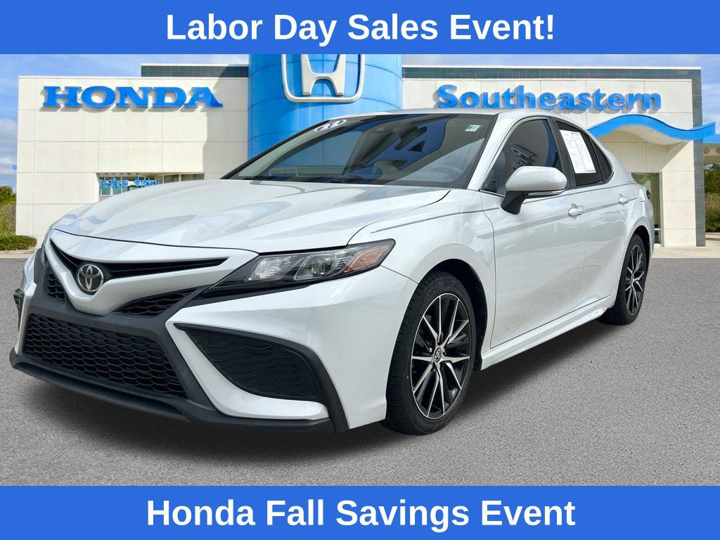 Used 2022 Toyota Camry SE FWD 360° Tour