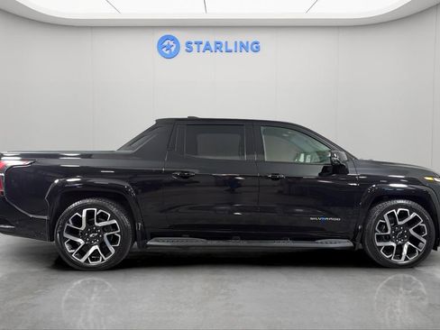 Used 2024 Chevrolet Silverado EV RST image 12