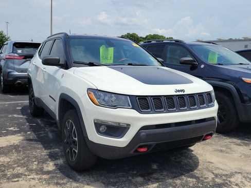 Used 2020 Jeep Compass Trailhawk AWD/4WD image 6