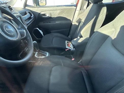 Used 2021 Jeep Renegade Sport image 10