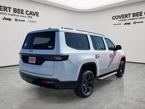 New 2026 Jeep Grand Wagoneer Limited image 9