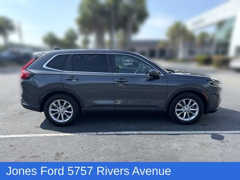 Used 2024 Honda CR-V EX-L image 3