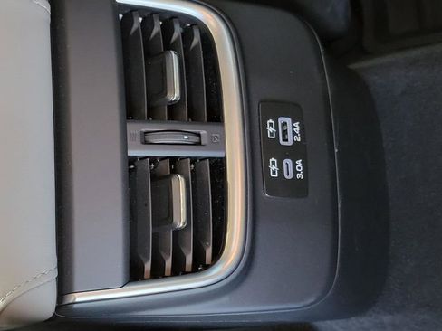 Certified 2025 Subaru Outback Premium w/ Popular Package #1 image 17