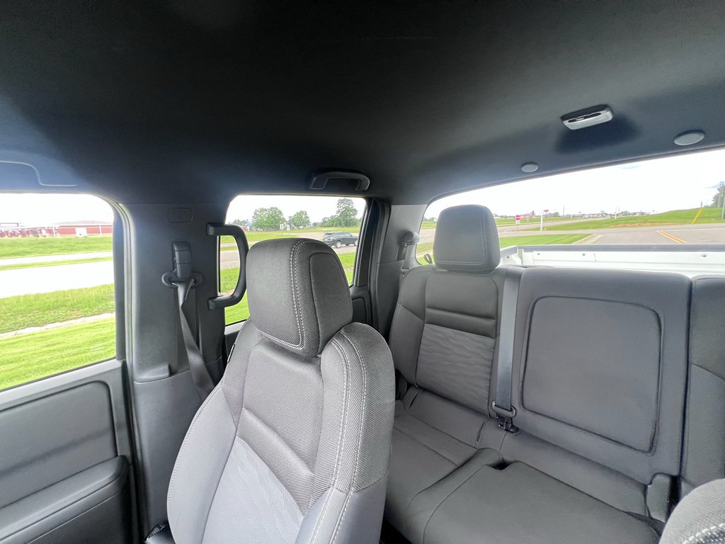 Used 2023 Nissan Frontier SV w/ Midnight Edition Package RWD image 22