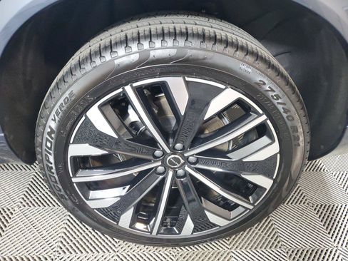 Used 2026 Volvo XC90 B6 Ultra AWD/4WD image 11