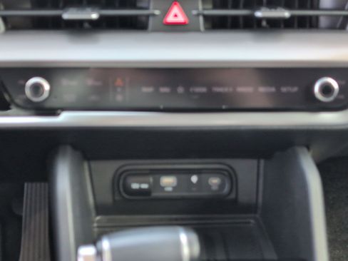 Certified 2024 Kia Sportage SX image 21