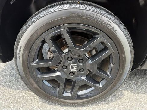 Certified 2024 Honda Passport Black Edition image 12