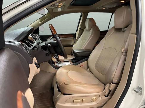 Used 2011 Buick Enclave CXL FWD image 10