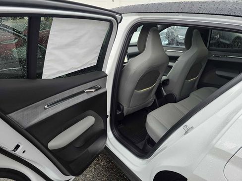 New 2026 Volvo EX30 Ultra w/ Protection Package AWD/4WD image 21