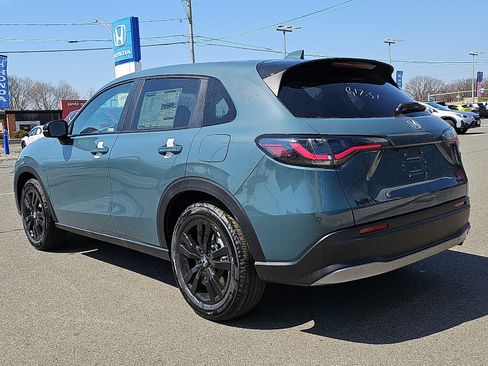 New 2026 Honda HR-V Sport image 4