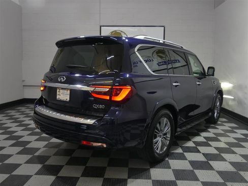 Used 2021 INFINITI QX80 Luxe w/ All-Season Package AWD/4WD image 10
