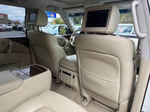 Used 2015 INFINITI QX80 Luxe w/ 22" Wheel Package image 38