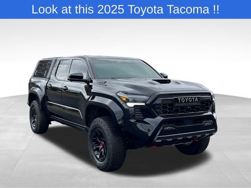 Used 2025 Toyota Tacoma TRD Pro image 1
