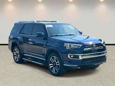 Used 2024 Toyota 4Runner Limited AWD/4WD image 3