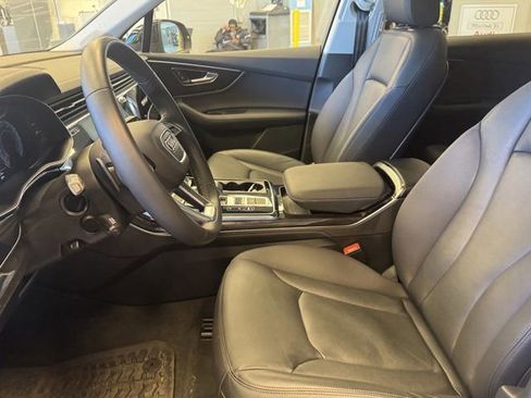 Used 2023 Audi Q7 3.0T Premium Plus w/ Premium Plus Package AWD/4WD image 25