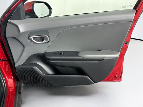 Used 2025 Kia K4 FWD image 30