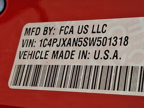 Used 2025 Jeep Wrangler Sport image 25