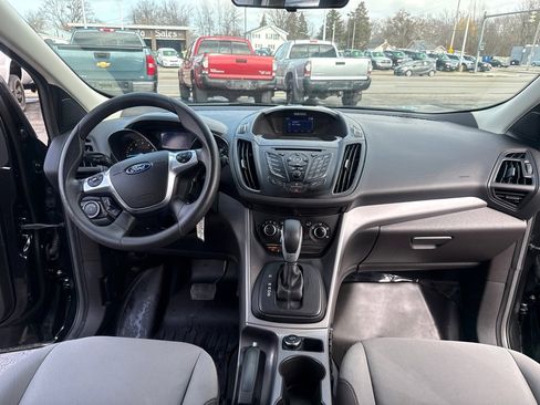 Used 2015 Ford Escape SE image 9