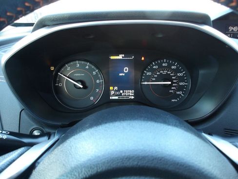 Used 2022 Subaru Crosstrek 2.0i Premium w/ Popular Package #4A AWD/4WD image 18
